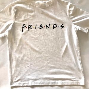 Friends T-shirt size small